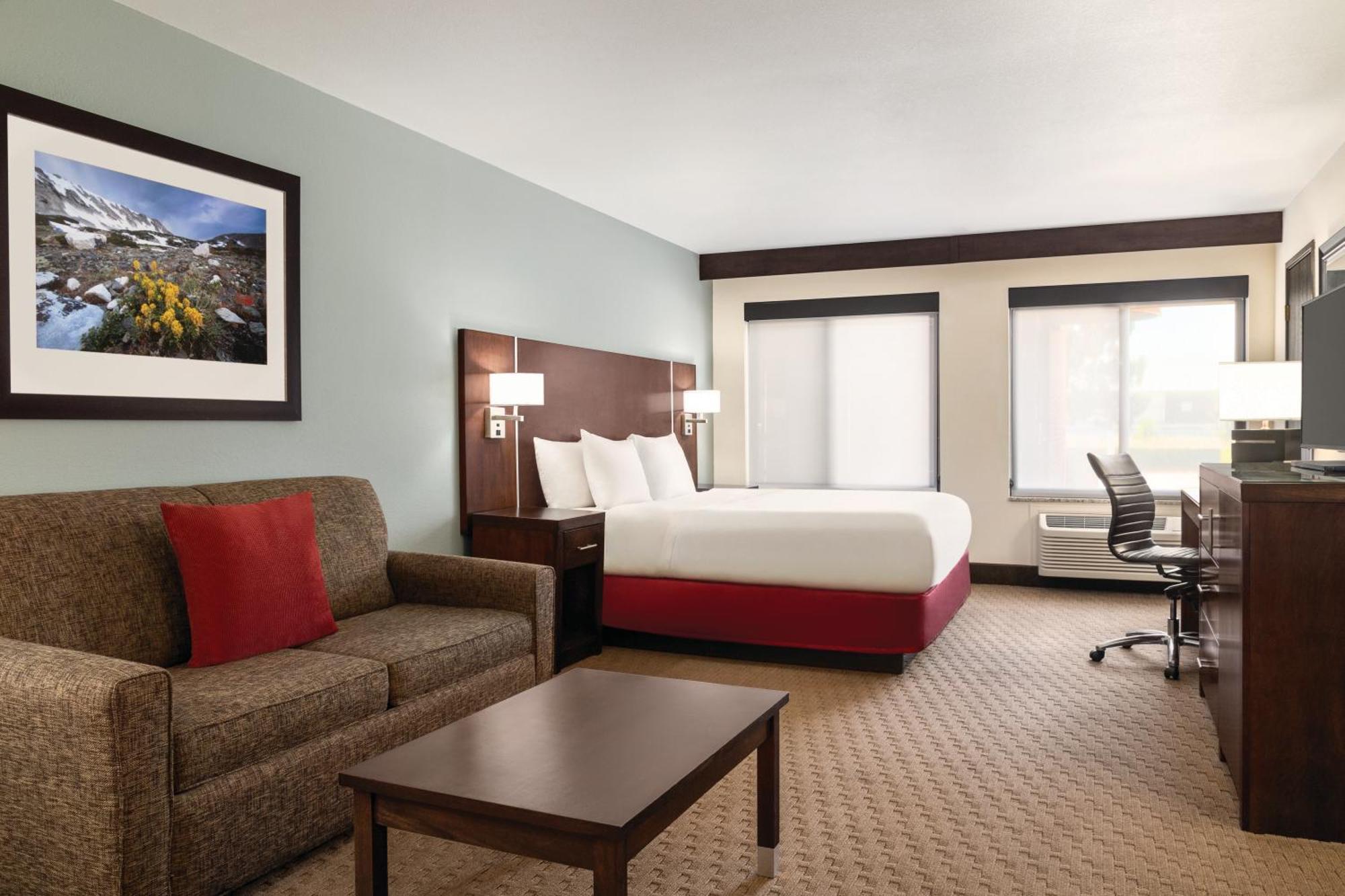 Radisson Hotel Colorado Springs Airport Bagian luar foto