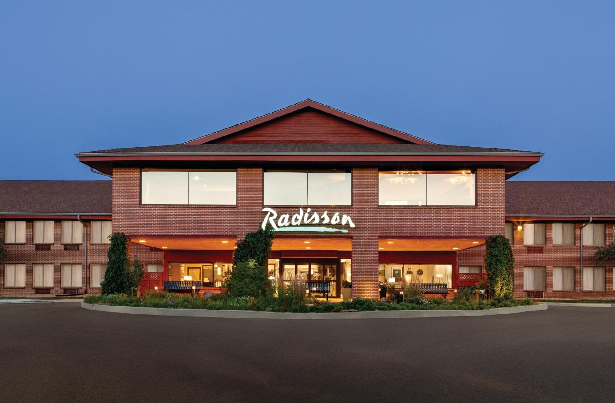 Radisson Hotel Colorado Springs Airport Bagian luar foto
